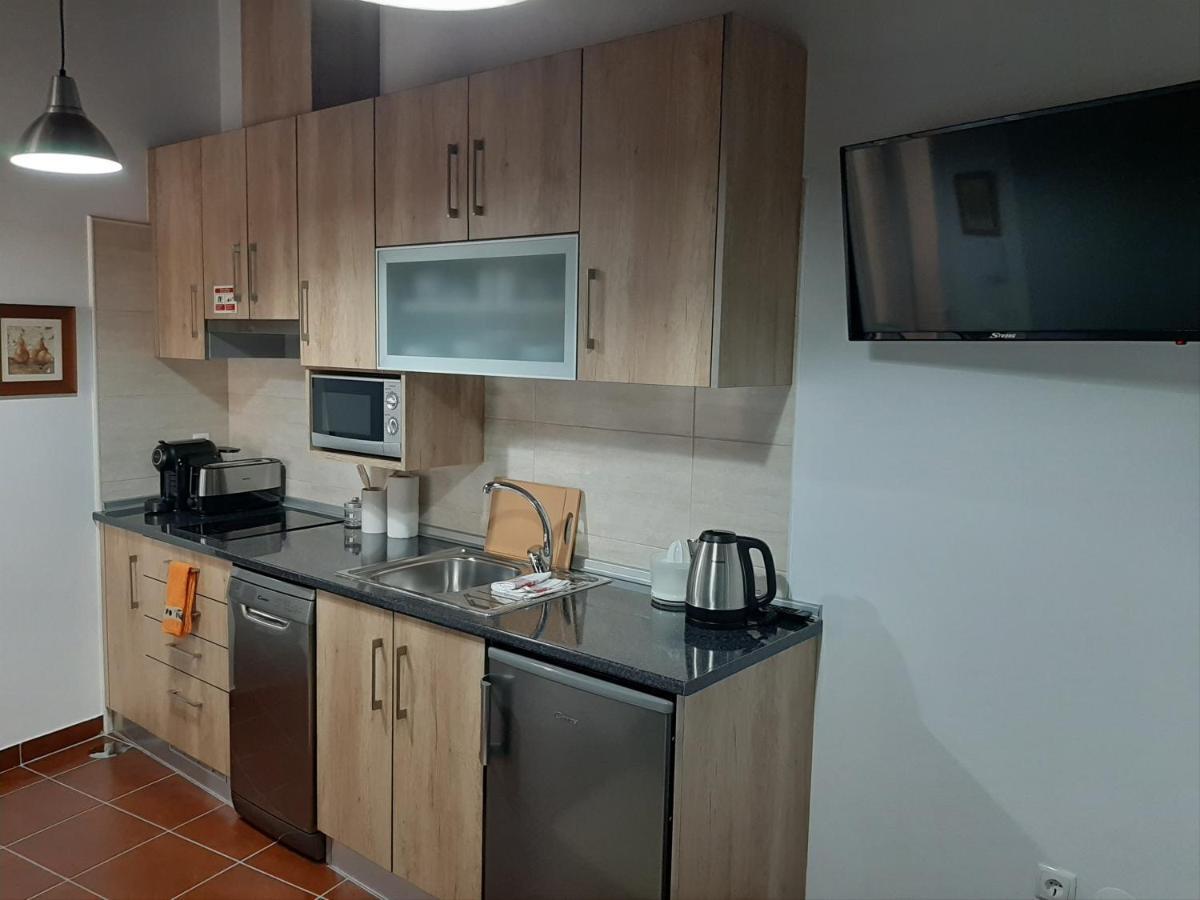 Alojamento Ferreira - Apartamento C Apartment Santiago do Cacem Luaran gambar