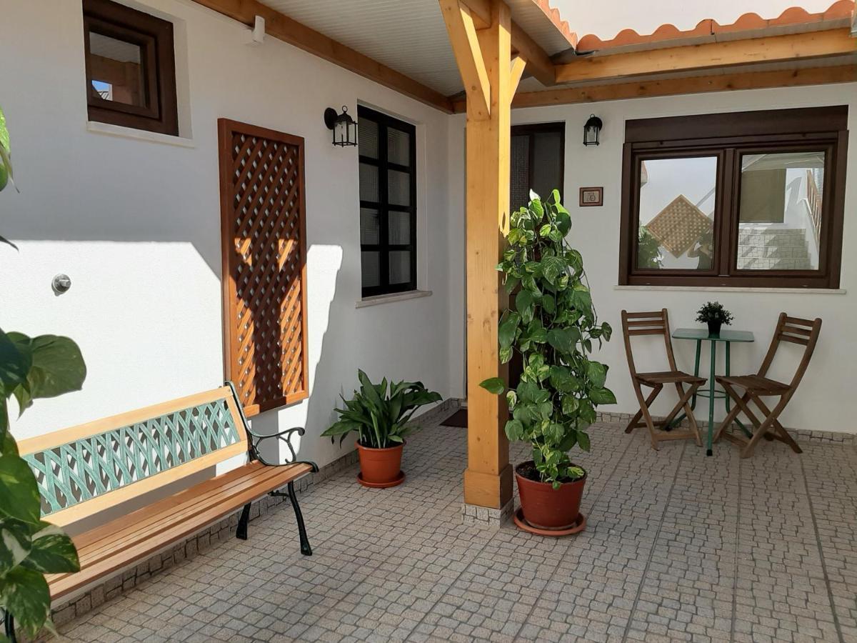 Alojamento Ferreira - Apartamento C Apartment Santiago do Cacem Luaran gambar