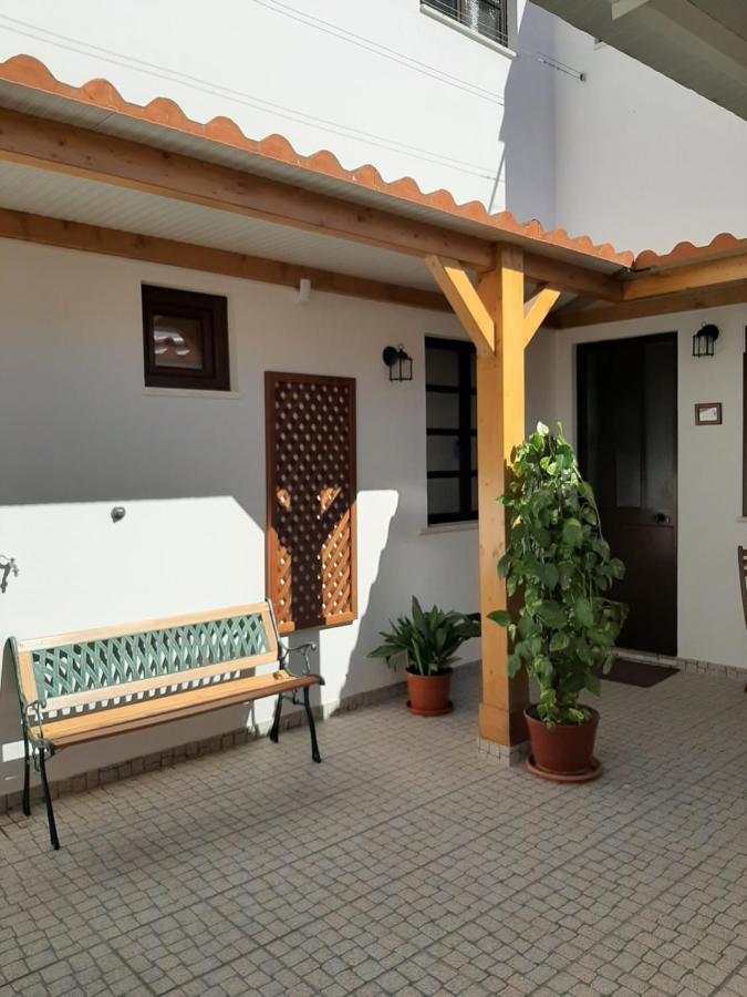 Alojamento Ferreira - Apartamento C Apartment Santiago do Cacem Luaran gambar