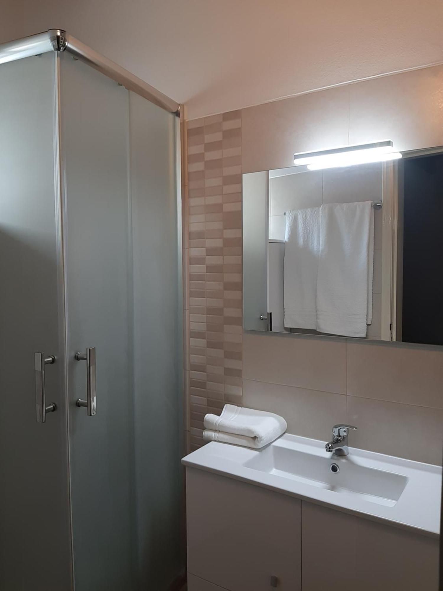 Alojamento Ferreira - Apartamento C Apartment Santiago do Cacem Luaran gambar